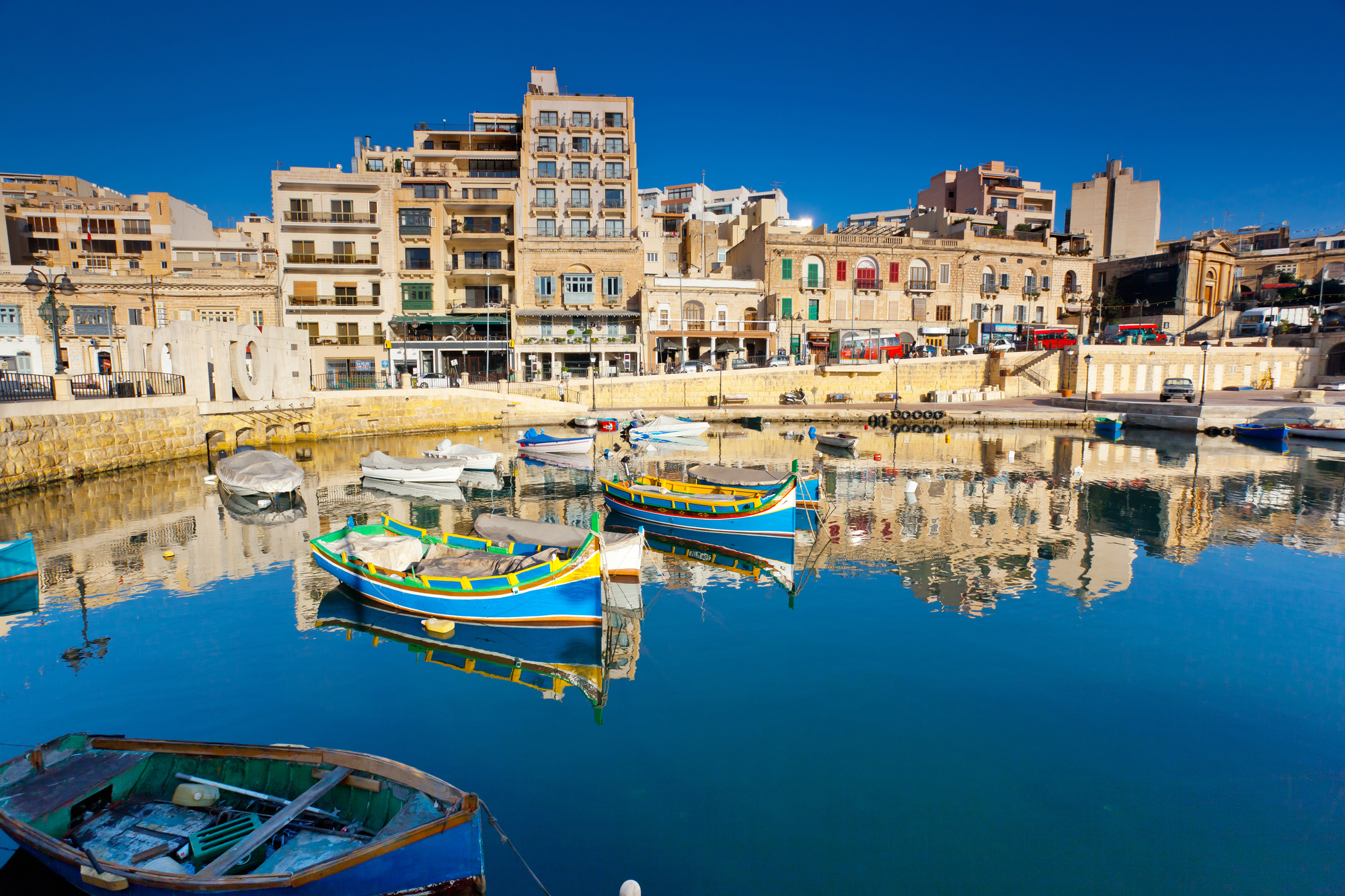 malta-travel-guide-and-travel-information-world-travel-guide